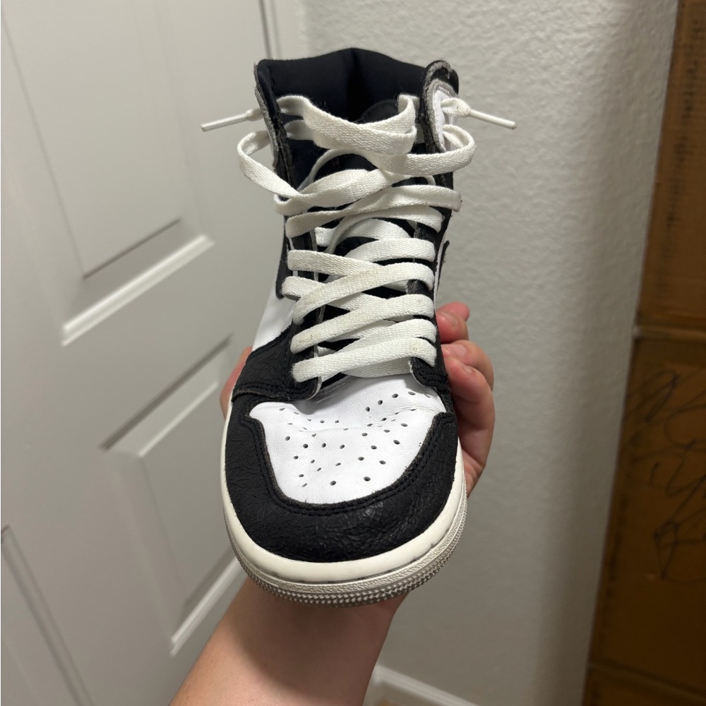 Jordan retro 1 high black and white - Picture 2 of 9